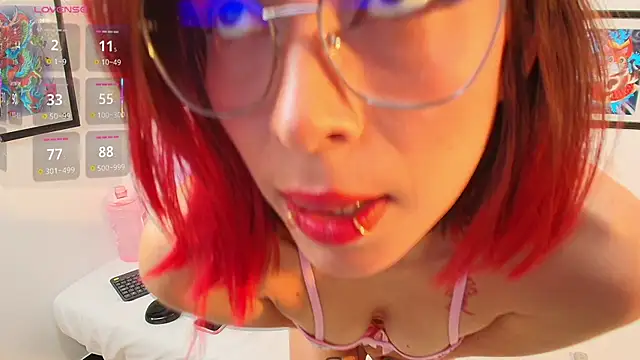 Snapshot of melissa_blazee chatting on December 2025 01:32:02 AM melissa blazee online show from December 2025 01:32:02 AM