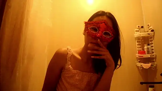 Snapshot of Luu-Lii777 chatting on January 2026 04:31:02 PM Luu-Lii777 online show from January 2026 04:31:02 PM