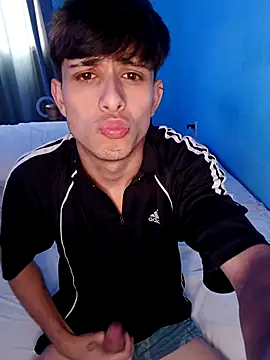 Snapshot of matiatr1112 chatting on November 2025 05:35:01 PM matiatr1112 online show from November 2025 05:35:01 PM