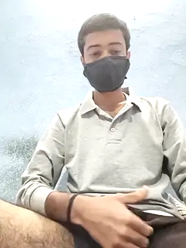 Snapshot of GirlsCrush_ chatting on November 2025 07:34:01 PM GirlsCrush online show from November 2025 07:34:01 PM