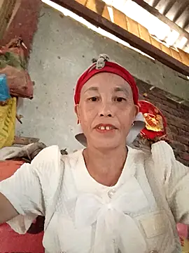 Snapshot of me-cute chatting on September 2025 10:15:02 AM me-cute online show from September 2025 10:15:02 AM