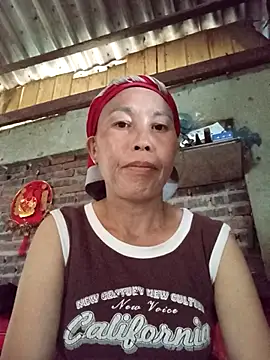 Snapshot of me-cute chatting on September 2025 12:44:02 AM me-cute online show from September 2025 12:44:02 AM