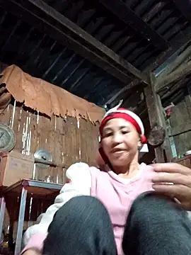 Snapshot of me-cute chatting on October 2025 11:14:01 PM me-cute online show from October 2025 11:14:01 PM