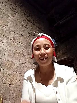 Snapshot of me-cute chatting on October 2025 01:28:01 PM me-cute online show from October 2025 01:28:01 PM