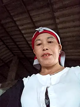 Snapshot of me-cute chatting on November 2025 11:38:02 PM me-cute online show from November 2025 11:38:02 PM