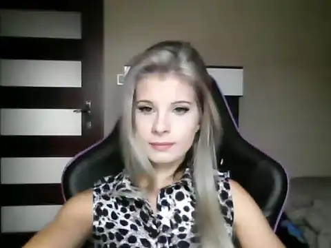 KristineGlow online show from September 2025 06:14:01 AM