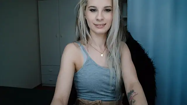 KristineGlow online show from June 2026 06:51:02 PM