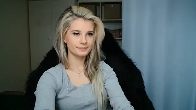 KristineGlow online show from July 2026 06:31:01 AM