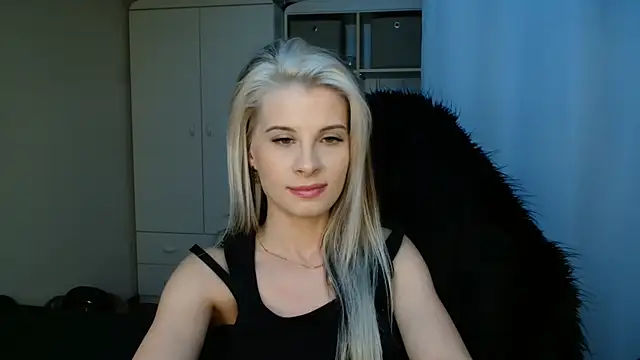 KristineGlow online show from July 2026 02:21:01 PM