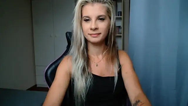 KristineGlow online show from August 2026 06:15:01 AM