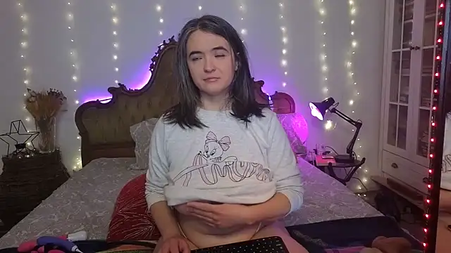 SilkenSin online show from February 2026 09:47:01 AM