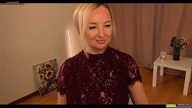 Snapshot of sexmom8 chatting on September 2025 11:12:02 AM sexmom8 online show from September 2025 11:12:02 AM