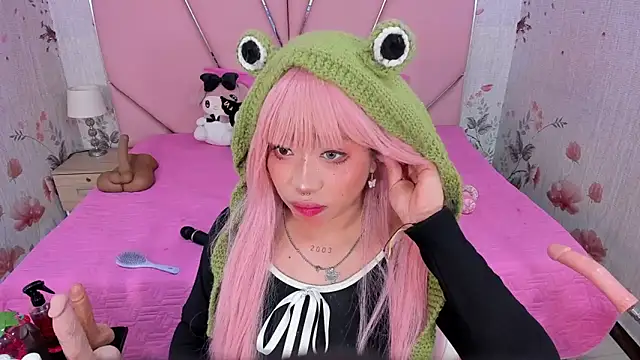 SafiroAgataaa online show from December 2025 09:23:02 PM