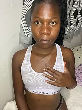 Snapshot of Crazyqueenxxx chatting on September 2025 03:01:02 PM Crazyqueenxxx online show from September 2025 03:01:02 PM