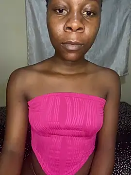 Snapshot of Crazyqueenxxx chatting on December 2025 11:44:01 PM Crazyqueenxxx online show from December 2025 11:44:01 PM