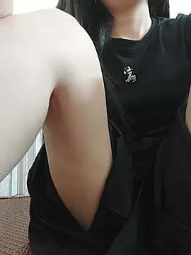 Snapshot of -sakura-00 chatting on July 2026 02:35:02 AM -sakura-00 online show from July 2026 02:35:02 AM