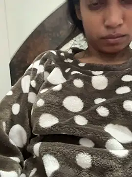 Snapshot of HeerStd chatting on December 2025 05:47:02 AM HeerStd online show from December 2025 05:47:02 AM