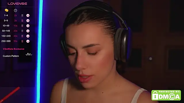 KateCarrey online show from September 2025 03:56:02 PM