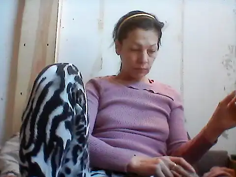 Snapshot of Milana38 chatting on May 2026 08:44:01 AM Milana38 online show from May 2026 08:44:01 AM