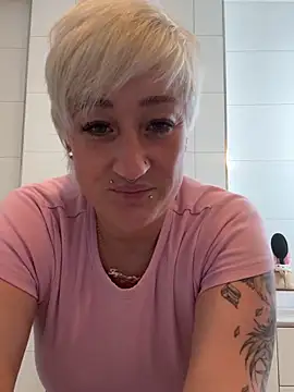 Rozendefotz online show from March 2026 07:14:02 AM