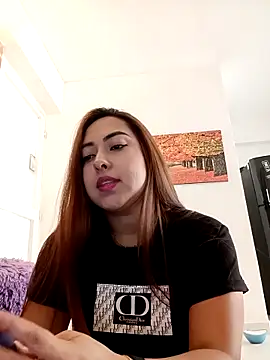 Tamara valentine online show from September 2025 07:04:02 PM