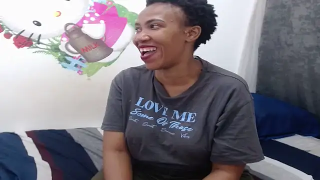 Snapshot of XSexySnow30XX chatting on December 2025 06:23:01 PM XSexySnow30XX online show from December 2025 06:23:01 PM