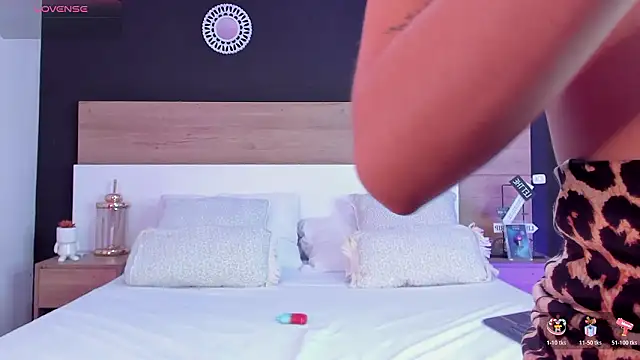 MiaTaylorSweet online show from February 2026 03:44:01 PM