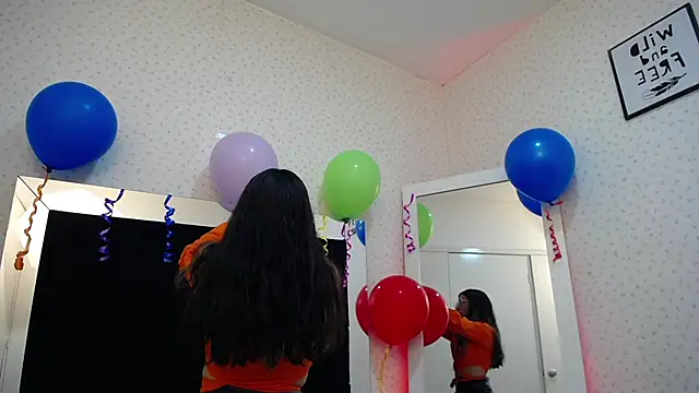 LunaRichy  online show from September 2025 12:18:01 PM