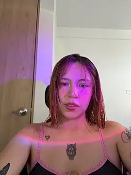 aliciia 23 online show from May 2026 10:30:02 PM