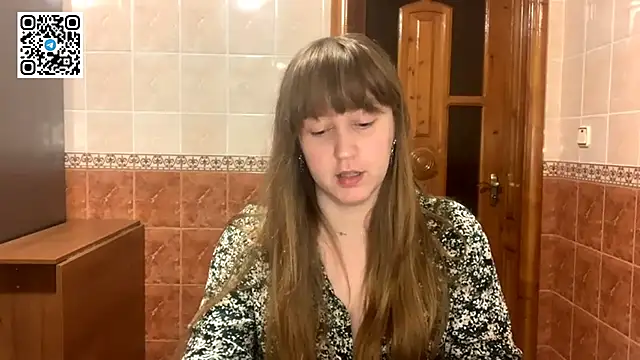 MaroonMoon  online show from November 2025 08:53:01 PM