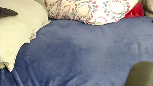 Raycatt1 online show from May 2026 11:16:01 AM