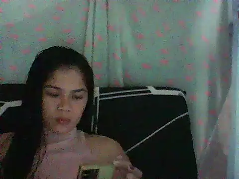 Snapshot of Zachariah_05 chatting on October 2025 02:20:02 AM Zachariah 05 online show from October 2025 02:20:02 AM