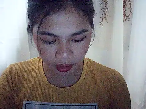 Snapshot of Zachariah_05 chatting on October 2025 05:32:02 AM Zachariah 05 online show from October 2025 05:32:02 AM