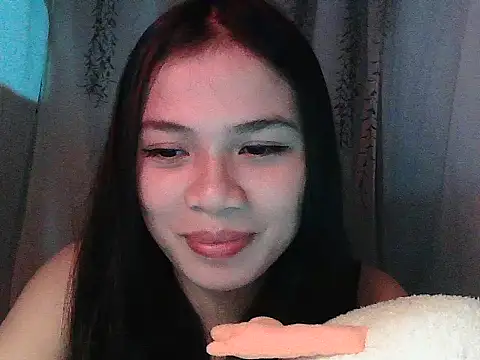 Snapshot of Zachariah_05 chatting on December 2025 12:09:01 PM Zachariah 05 online show from December 2025 12:09:01 PM