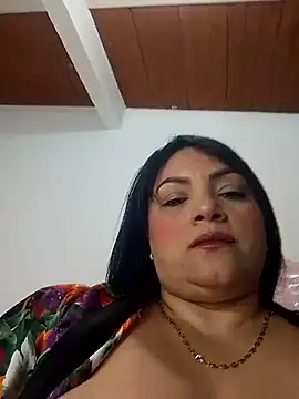 tiffany Johnson1 online show from May 2026 10:27:02 PM