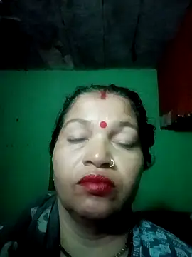 Manavi x online show from October 2025 12:11:01 AM