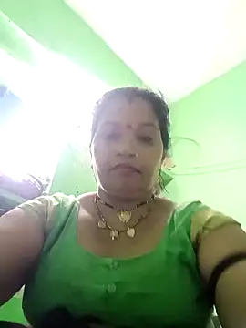 Manavi x online show from November 2025 08:40:02 PM