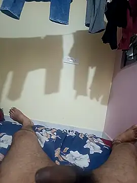 Snapshot of bobby3374 chatting on October 2025 11:55:01 PM bobby3374 online show from October 2025 11:55:01 PM