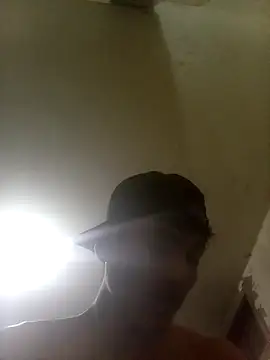 Snapshot of Bebicho14 chatting on September 2025 02:22:01 AM Bebicho14 online show from September 2025 02:22:01 AM