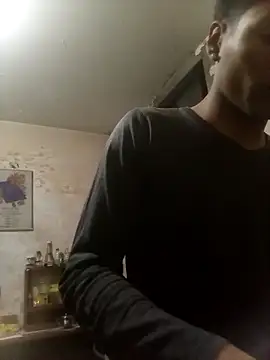 Snapshot of Bebicho14 chatting on September 2025 04:15:01 AM Bebicho14 online show from September 2025 04:15:01 AM