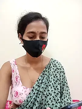 Softecho-03 online show from October 2025 06:19:01 PM