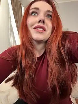 PollyVinice online show from September 2025 11:31:02 AM