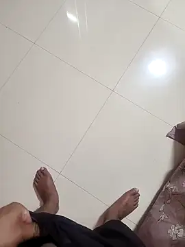 Snapshot of Rk3BULL chatting on October 2025 07:11:02 PM Rk3BULL online show from October 2025 07:11:02 PM