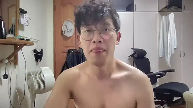 Passionatetwink2 online show from October 2025 10:57:02 AM