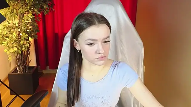 E l i z e  online show from October 2025 05:16:02 AM