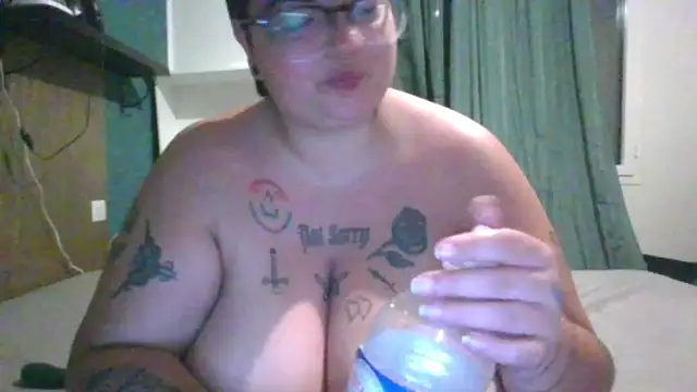 PirateXL online show from June 2026 01:28:02 AM