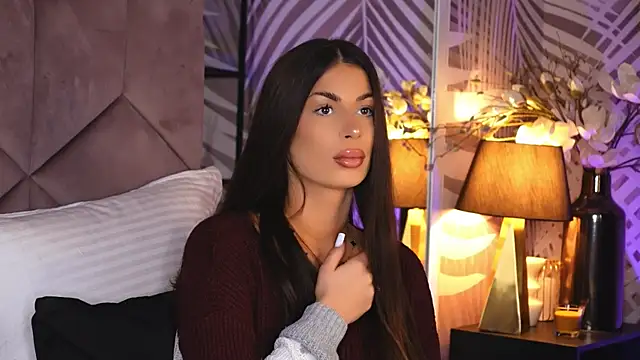 Snapshot of EvaRhea chatting on November 2025 03:53:02 AM EvaRhea online show from November 2025 03:53:02 AM