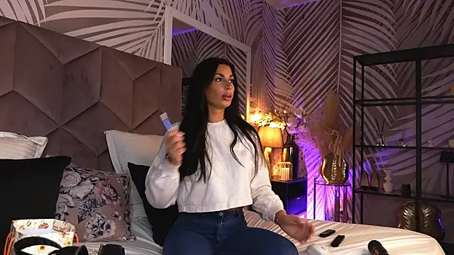 Snapshot of EvaRhea chatting on March 2026 03:47:01 AM EvaRhea online show from March 2026 03:47:01 AM