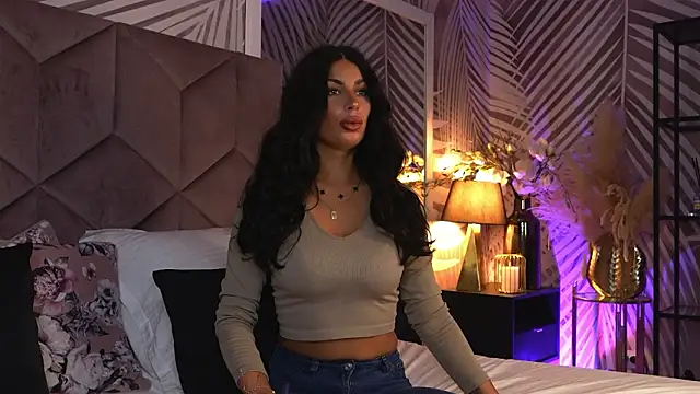 Snapshot of EvaRhea chatting on March 2026 03:57:02 AM EvaRhea online show from March 2026 03:57:02 AM