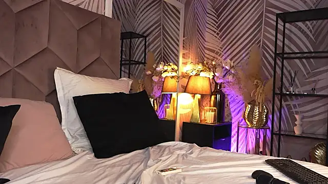 Snapshot of EvaRhea chatting on March 2026 04:16:01 AM EvaRhea online show from March 2026 04:16:01 AM